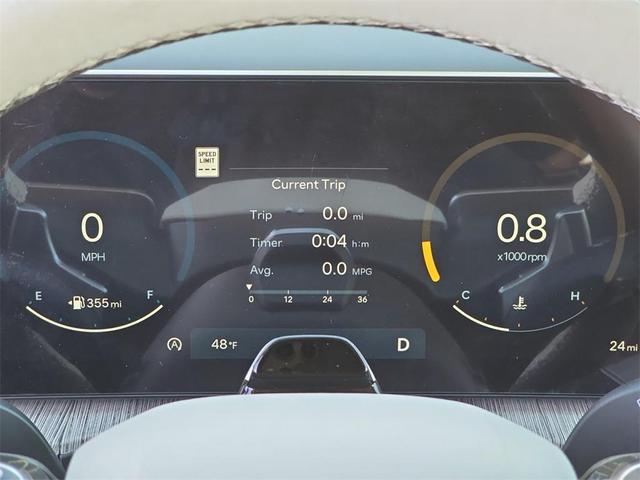 Photo of 2025 Green Hyundai SANTA FE