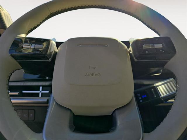 Photo of 2025 Green Hyundai SANTA FE
