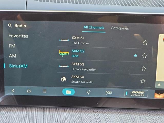Photo of 2025 Green Hyundai SANTA FE