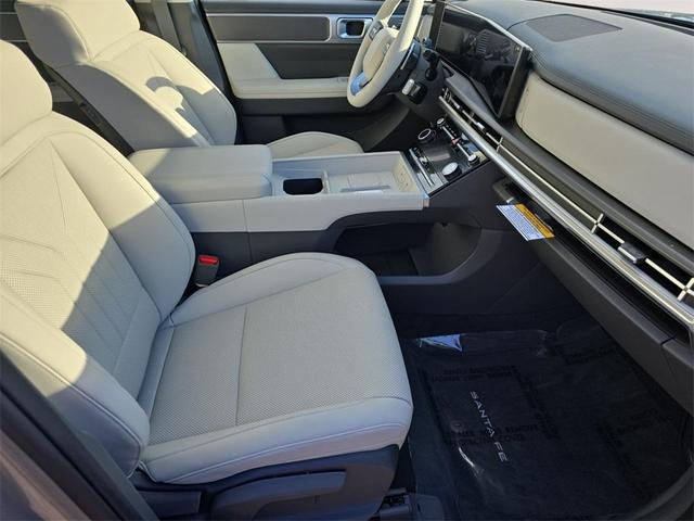 Photo of 2025 Shimmering Silver Pearl Hyundai SANTA FE