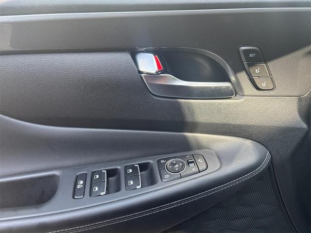 Photo of 2022 Quartz White Hyundai SANTA FE HEV