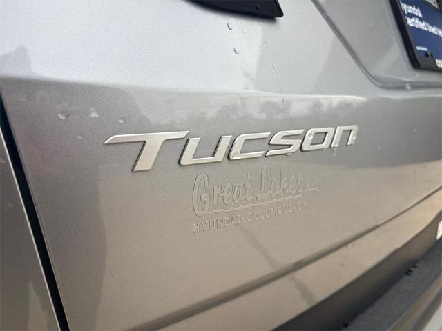 Photo of 2025 Shimmering Silver Hyundai TUCSON