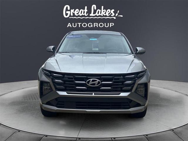 Photo of 2025 Shimmering Silver Hyundai TUCSON