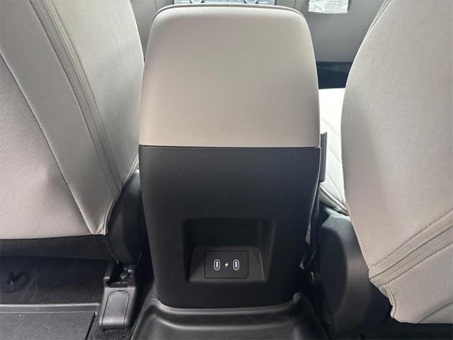 Photo of 2025 Shimmering Silver Hyundai TUCSON