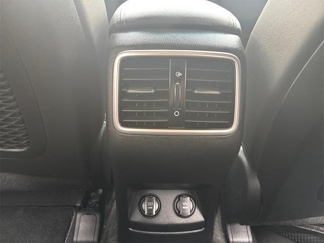 Photo of 2022 Black Cherry Pearl Kia Sportage