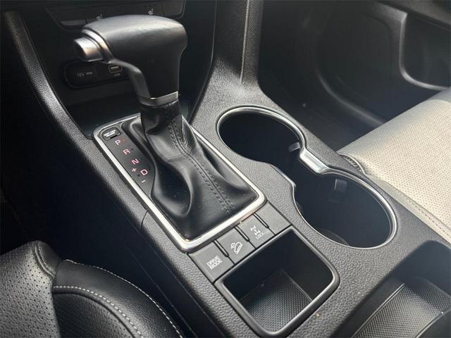 Photo of 2022 Black Cherry Pearl Kia Sportage