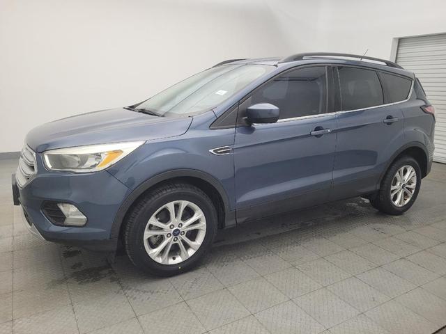 Photo of 2018 Blue Ford Escape