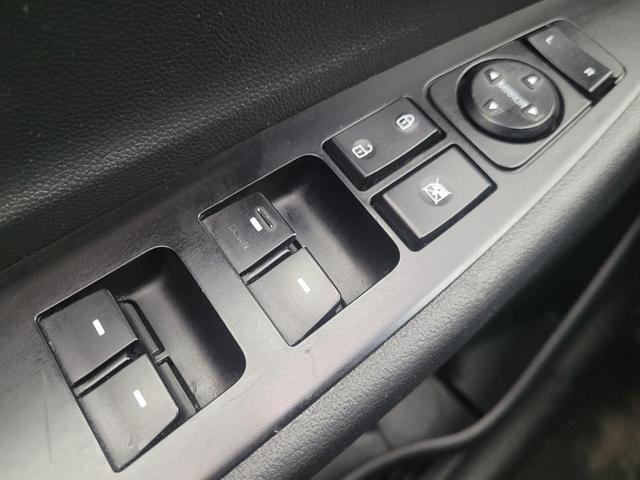 Photo of 2019 Aqua Blue Hyundai TUCSON