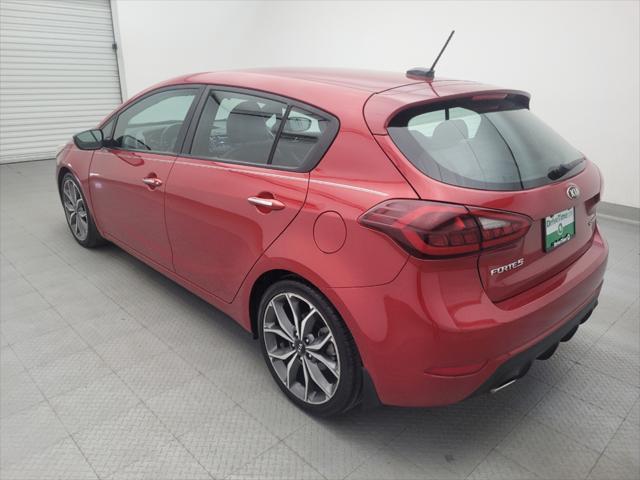 Photo of 2017 Currant Red Kia Forte