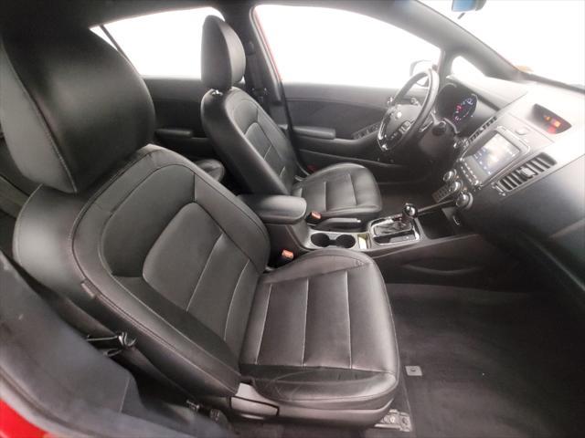 Photo of 2017 Currant Red Kia Forte