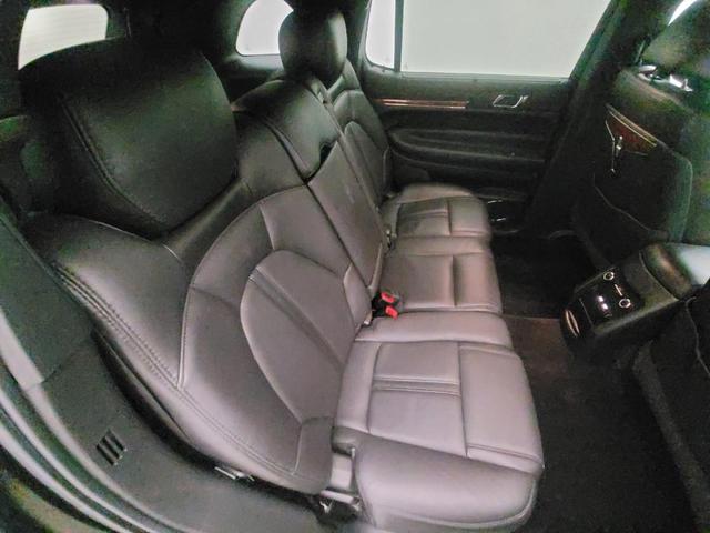 Photo of 2015 Black Lincoln MKT