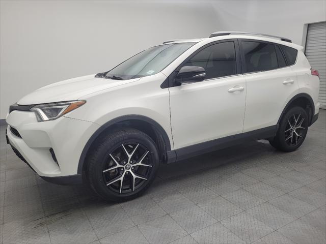 Photo of 2017 Super White Toyota RAV4