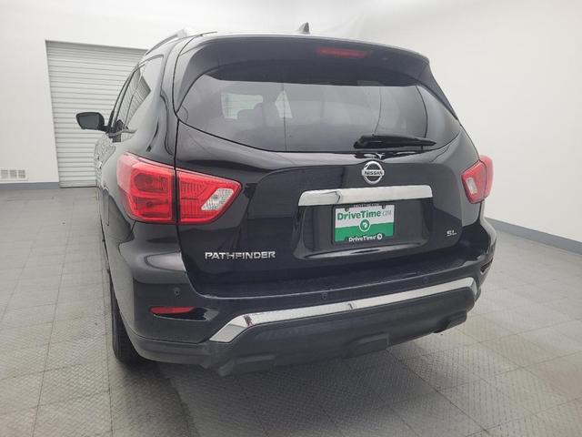 Photo of 2020 Magnetic Black Pearl Nissan Pathfinder