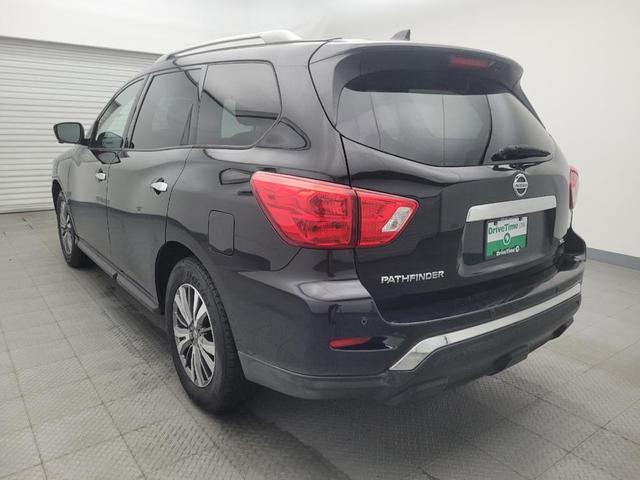 Photo of 2020 Magnetic Black Pearl Nissan Pathfinder