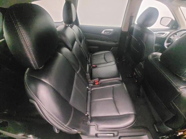 Photo of 2020 Magnetic Black Pearl Nissan Pathfinder