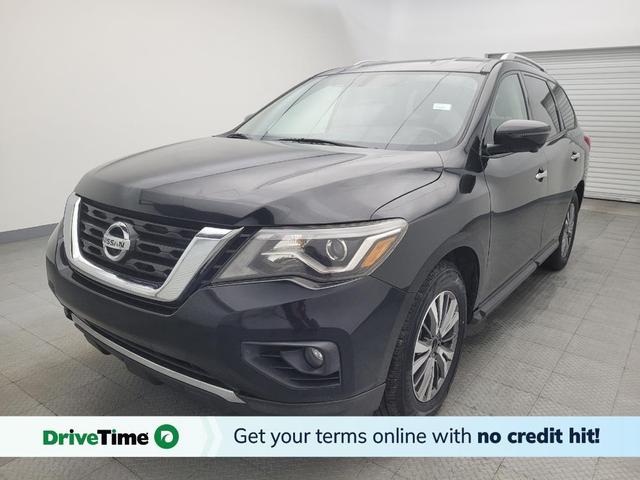 Photo of 2020 Magnetic Black Pearl Nissan Pathfinder