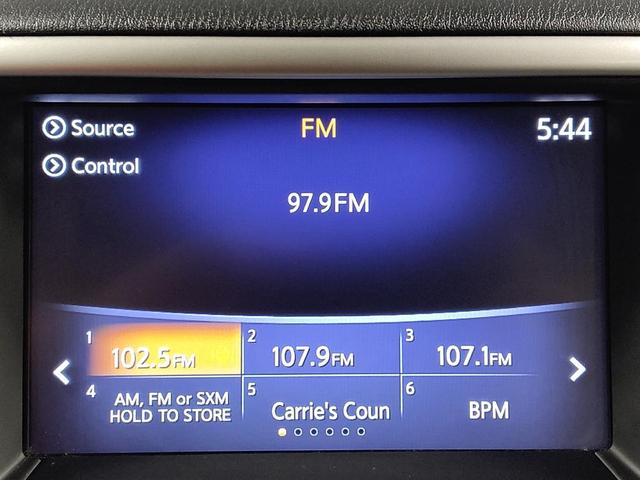 Photo of 2020 Magnetic Black Pearl Nissan Pathfinder