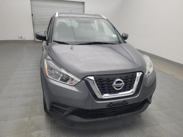 Photo of 2019 Gun Metallic Nissan Kicks