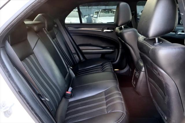 Photo of 2020 Granite Crystal Metallic Clearcoat Chrysler 300