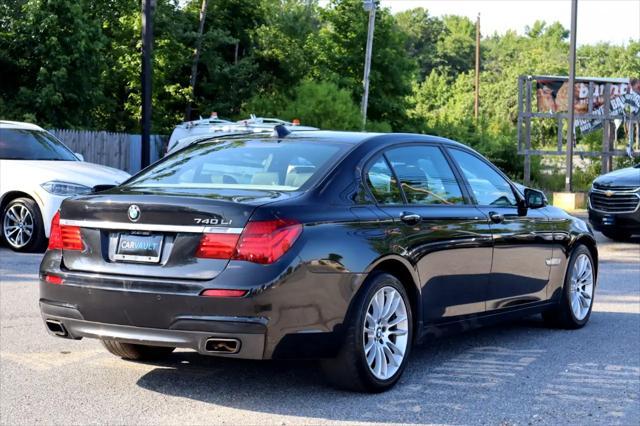 Photo of 2014 BLACK BMW 750