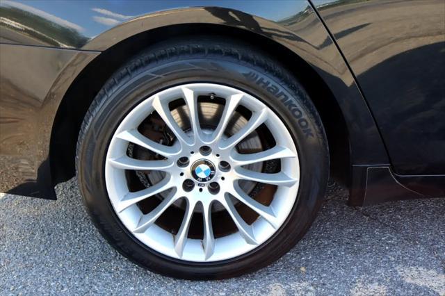 Photo of 2014 BLACK BMW 750