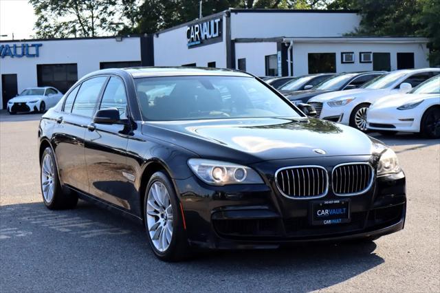 Photo of 2014 BLACK BMW 750