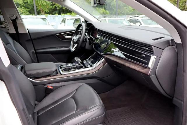 Photo of 2019 Carrara White Audi Q8