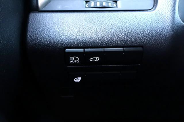 Photo of 2017 SILVER Lexus RX 350