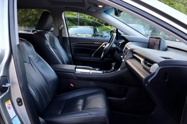 Photo of 2017 SILVER Lexus RX 350