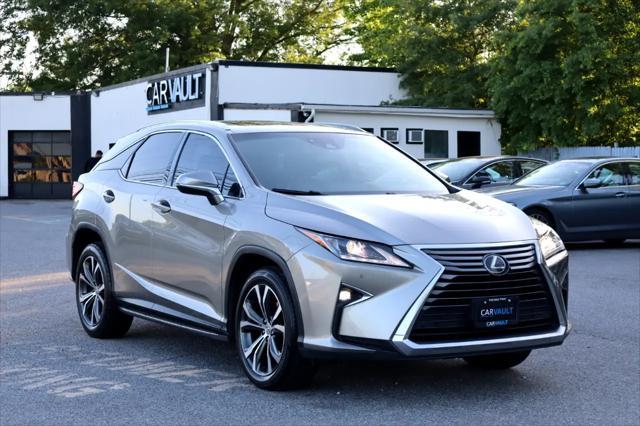 Photo of 2017 SILVER Lexus RX 350