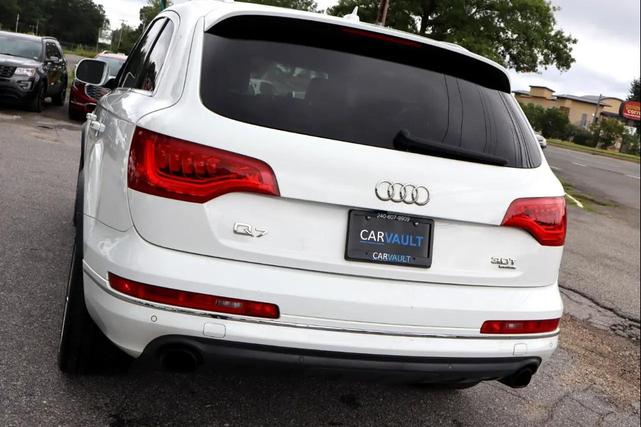 Photo of 2015 WHITE Audi Q7