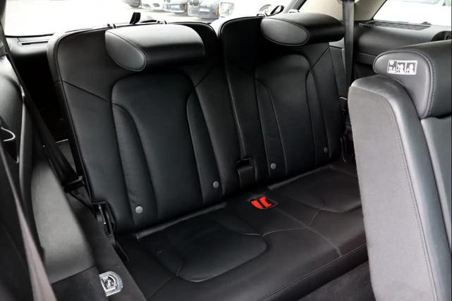 Photo of 2015 WHITE Audi Q7