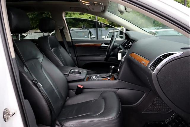 Photo of 2015 WHITE Audi Q7