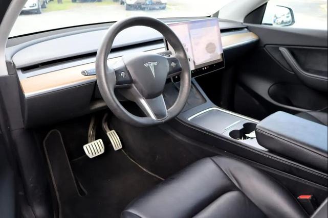 Photo of 2022 Pearl White Multi-Coat Tesla Model Y