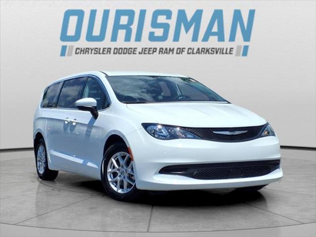 2022 Chrysler Voyager