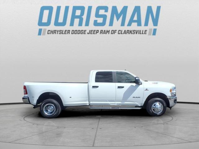 Photo of 2024 Bright White Clearcoat RAM 3500
