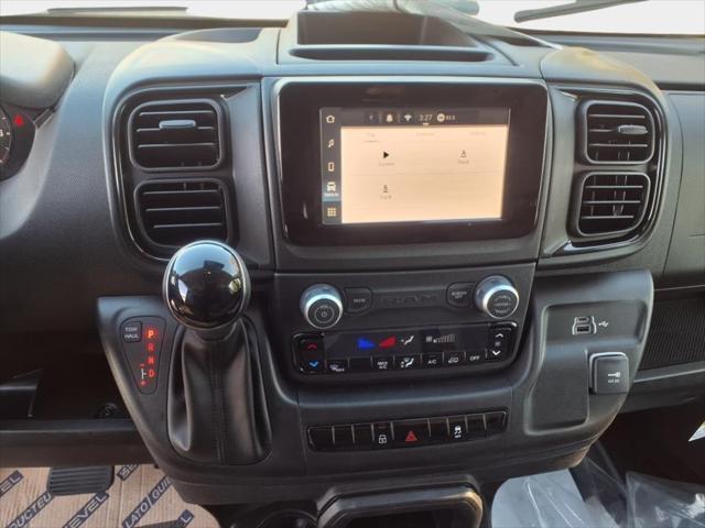 Photo of 2025 Bright White Clearcoat RAM ProMaster 3500