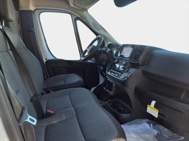 Photo of 2025 Bright White Clearcoat RAM ProMaster 3500