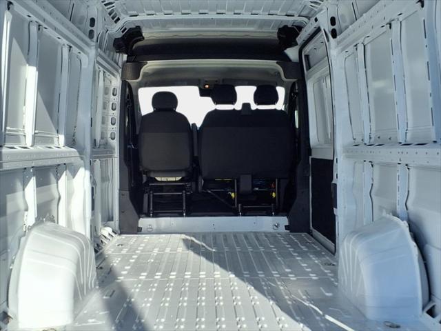 Photo of 2025 Bright White Clearcoat RAM ProMaster 3500