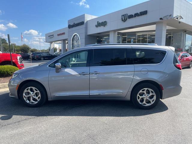 Photo of 2021 Billet Silver Metallic Clearcoat Chrysler Pacifica