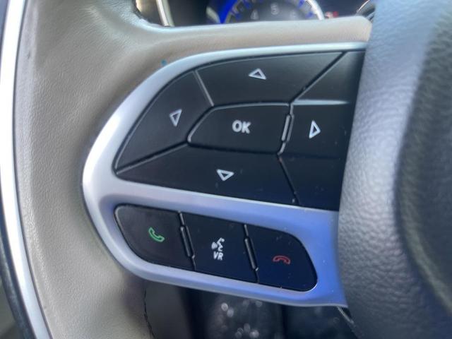 Photo of 2021 Billet Silver Metallic Clearcoat Chrysler Pacifica