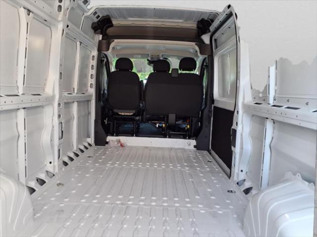 Photo of 2025 Bright White Clearcoat RAM ProMaster 3500