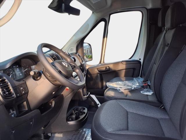 Photo of 2025 Bright White Clearcoat RAM ProMaster 3500