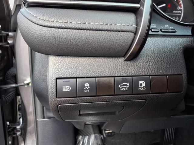 Photo of 2023 Predawn Gray Mica Toyota Camry