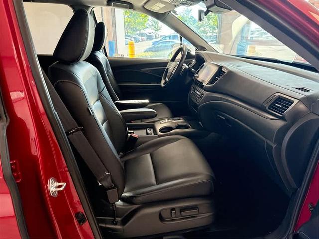 Photo of 2022 Radiant Red Metallic II Honda Ridgeline