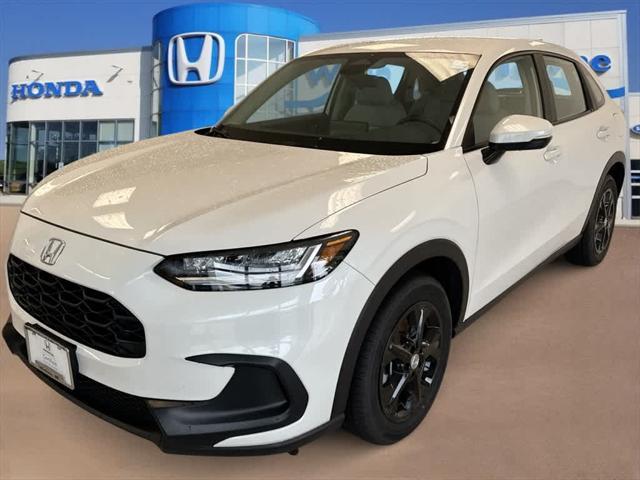 Photo of 2025 Platinum White Pearl Honda HR-V