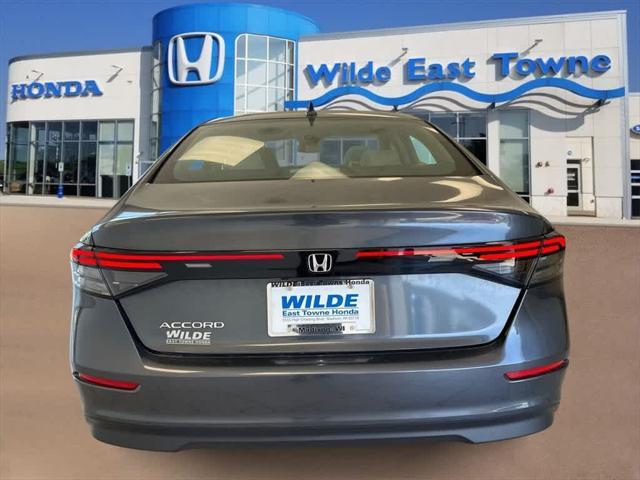 Photo of 2025 Meteorite Gray Metallic Honda Accord