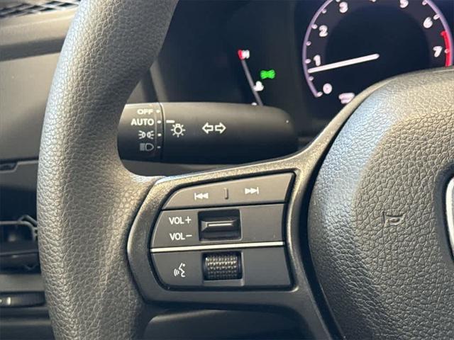 Photo of 2025 Meteorite Gray Metallic Honda Accord