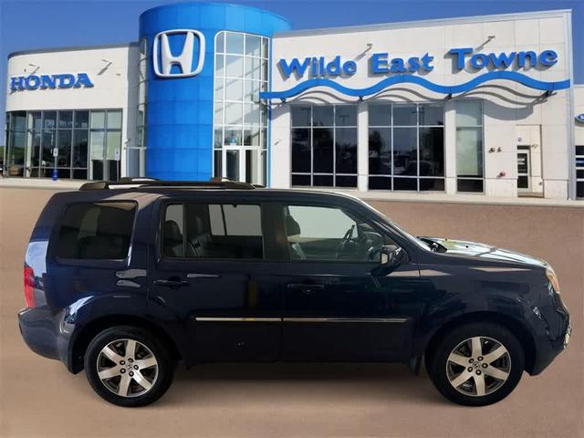 Photo of 2013 Obsidian Blue Pearl Honda Pilot