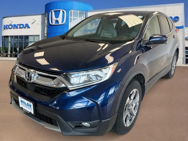 Photo of 2017 Obsidian Blue Pearl Honda CR-V